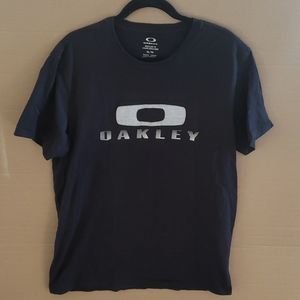 Oakley tee shirt